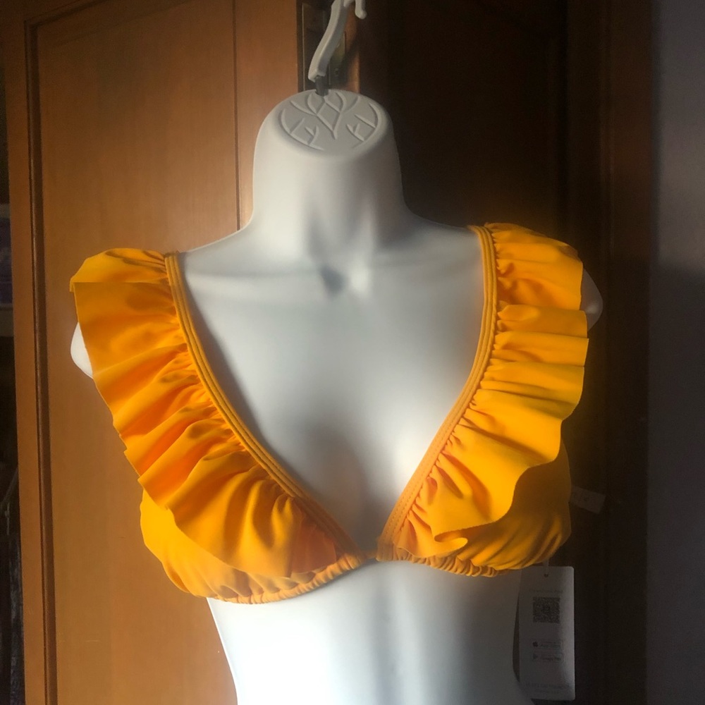 Cupshe Sunflower Yellow Bikini Top Ruffle
